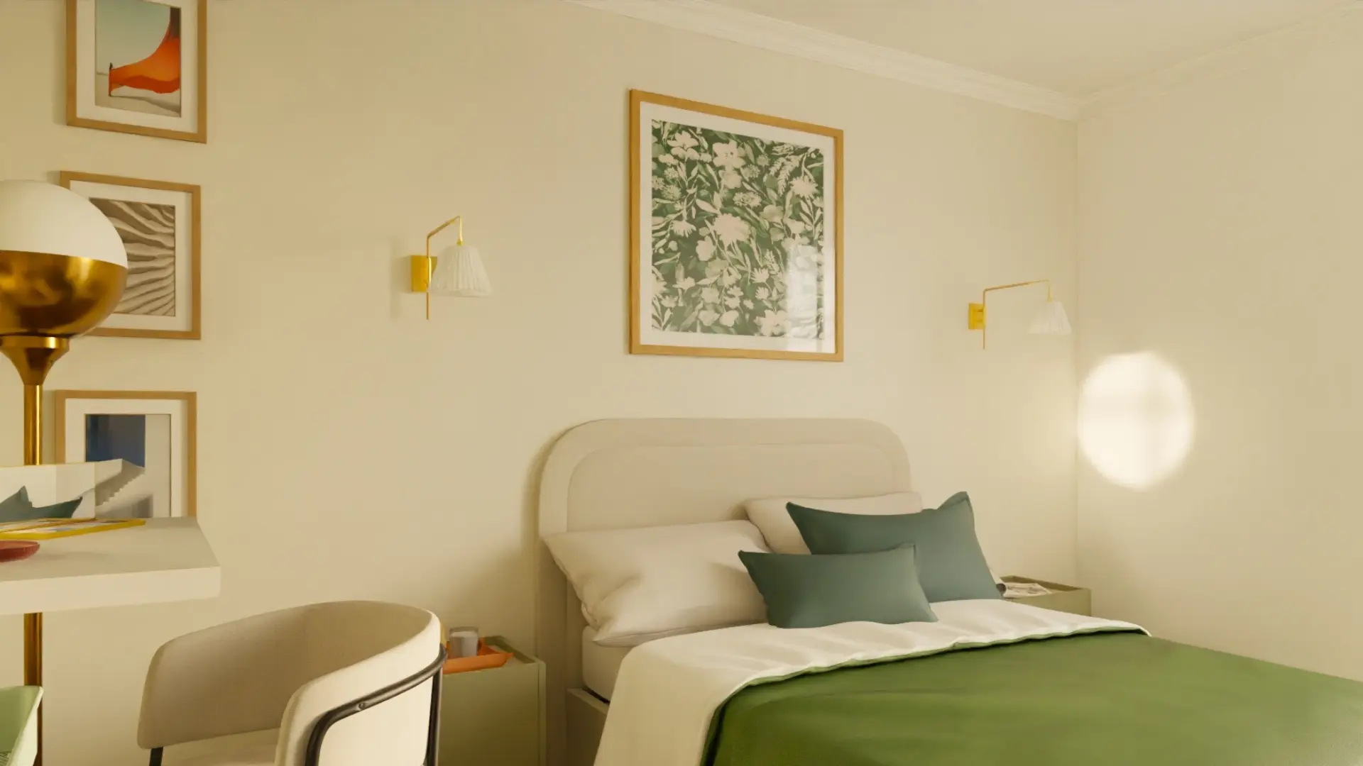 Chambre petite surface avec mur vert sauge, tête de lit arrondie écrue, linge vert prairie et appliques dorées – architecte d'intérieur Rouen